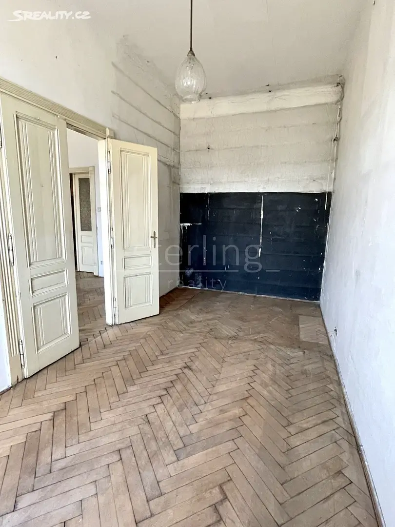 Prodej bytu 3+1 96 m², Na Plzeňce, Praha 5 - Smíchov