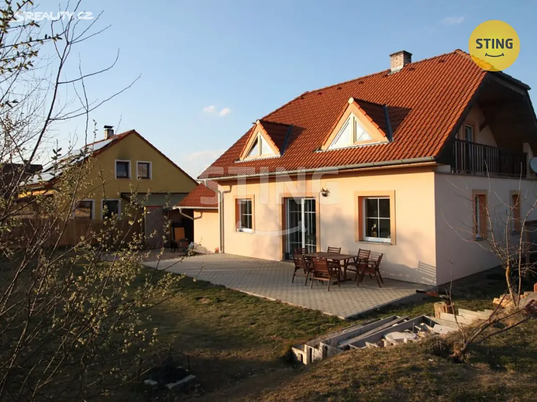Prodej  rodinného domu 184 m², pozemek 997 m², Peč, okres Jindřichův Hradec