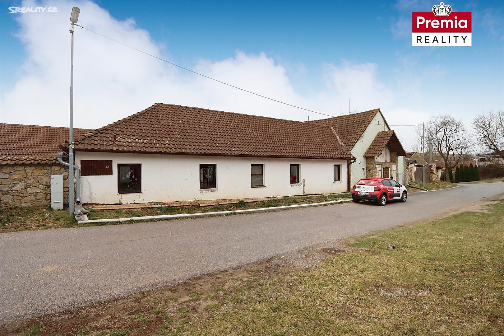 Prodej  rodinného domu 420 m², pozemek 1 482 m², Střelice, okres Znojmo
