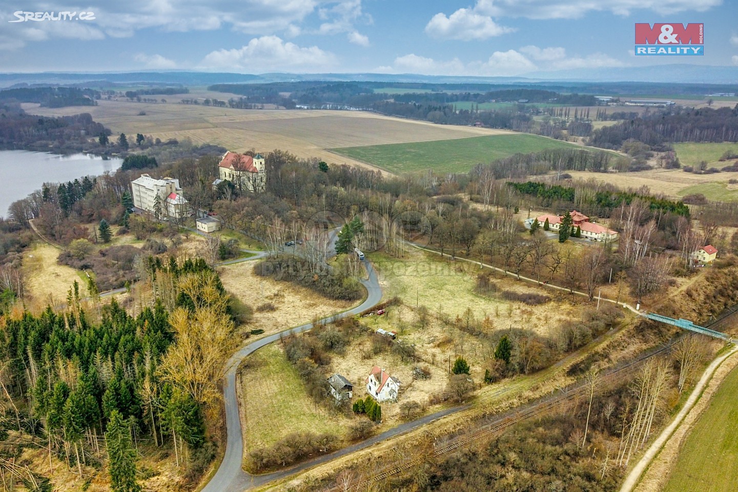 Prodej  stavebního pozemku 4 892 m², Kyjovská, Planá