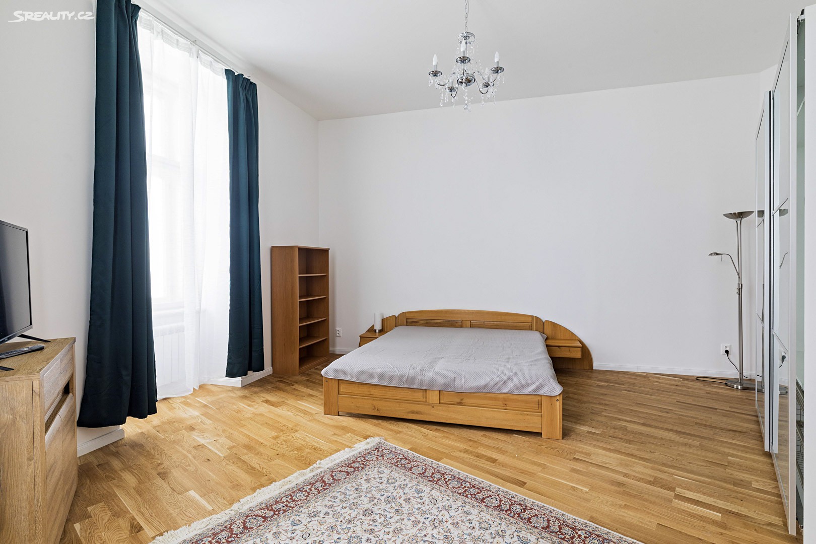 Pronájem bytu 1+1 56 m², Rubešova, Praha 2 - Vinohrady