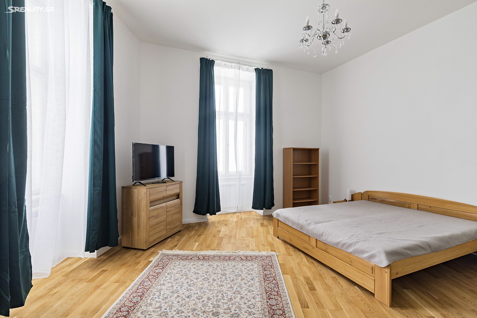 Pronájem bytu 1+1 56 m², Rubešova, Praha 2 - Vinohrady