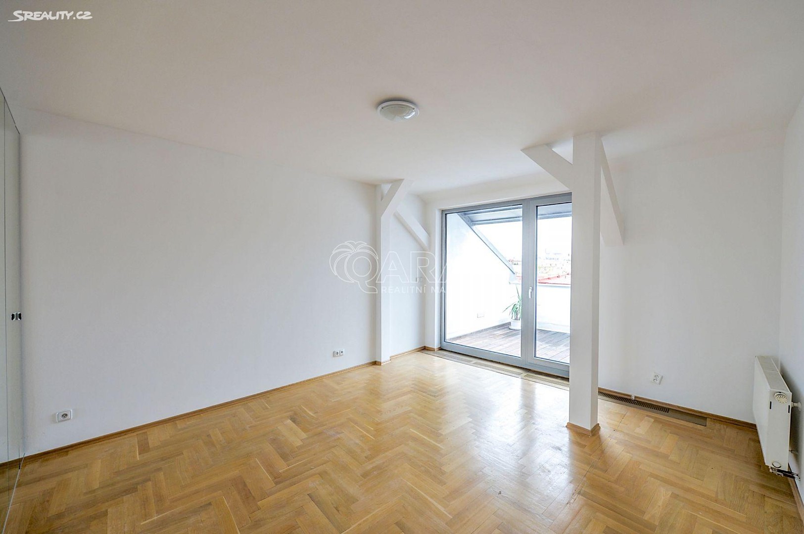 Pronájem bytu 3+kk 140 m², Ladova, Praha 2 - Nové Město