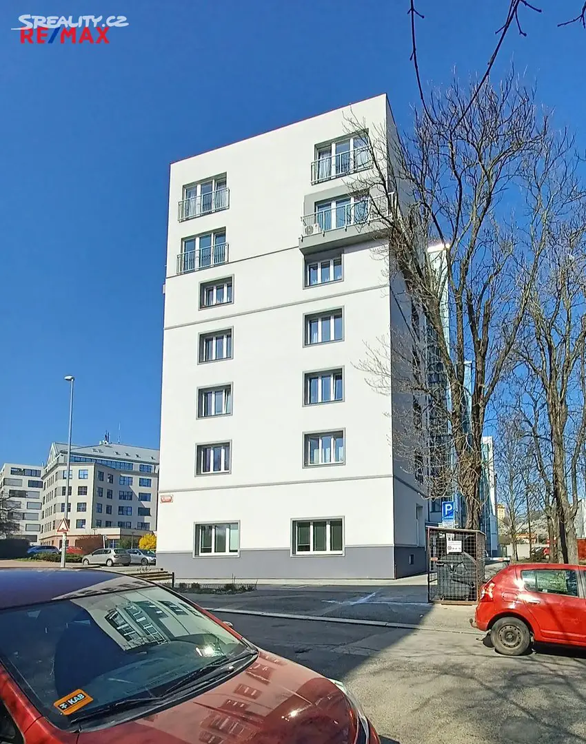 Prodej bytu 1+1 35 m², Chlumčanského, Praha 8 - Libeň