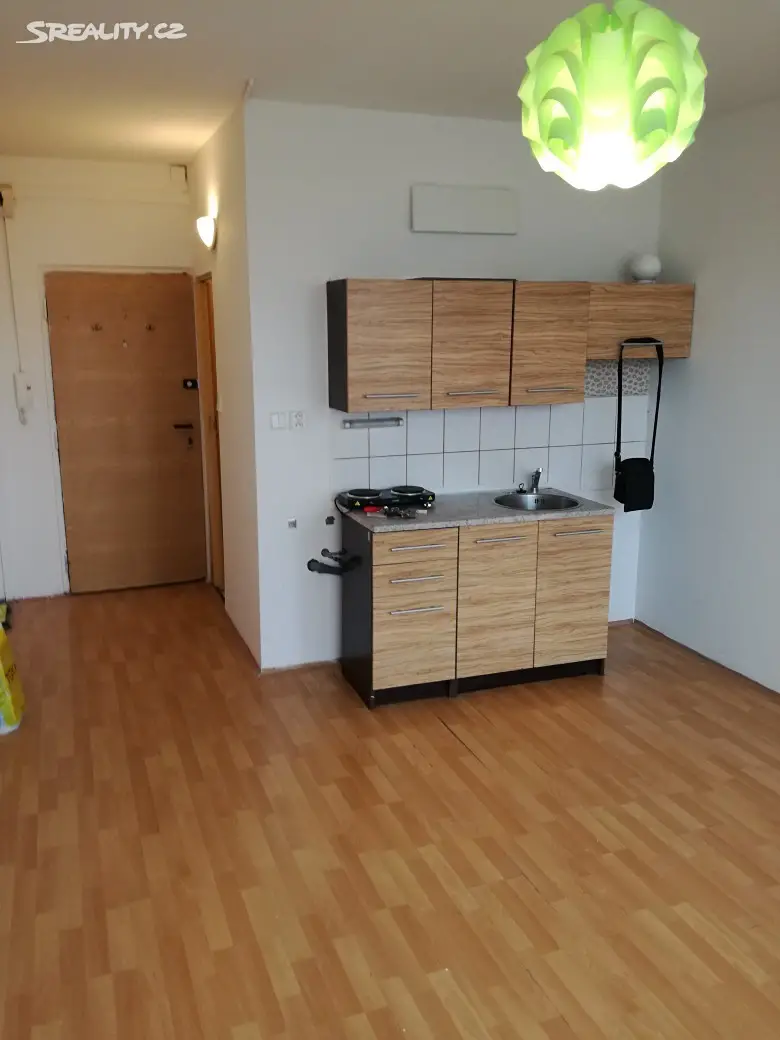 Prodej bytu 1+kk 24 m², Budovatelská, Klášterec nad Ohří