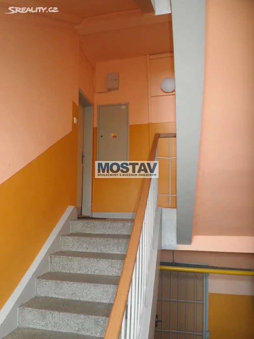 Prodej bytu 2+1 54 m², Štúrova, Teplice - Trnovany