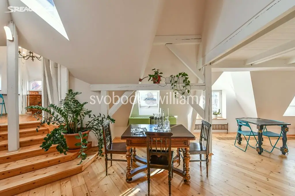 Prodej bytu 3+1 245 m², Pařížská, Praha 1 - Josefov