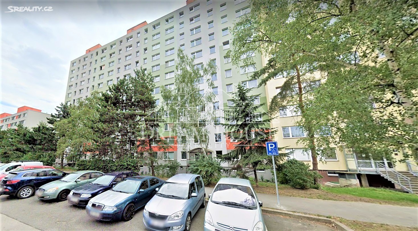 Pronájem bytu 1+kk 30 m², Pejevové, Praha 4 - Modřany
