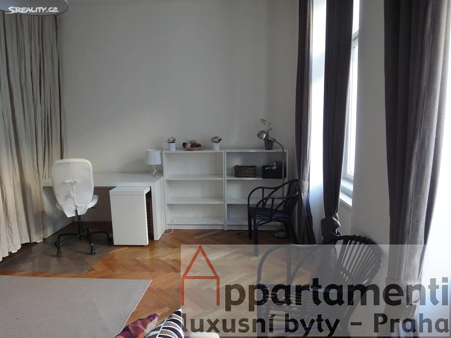 Pronájem bytu 2+1 81 m², Legerova, Praha 2 - Nové Město