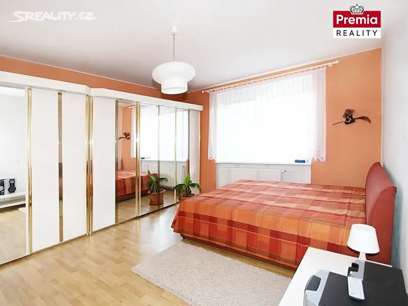 Pronájem bytu 2+kk 50 m², Slovenská, Znojmo