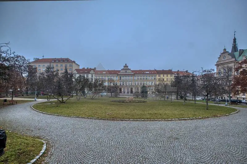 náměstí Generála Kutlvašra, Praha 4 - Nusle