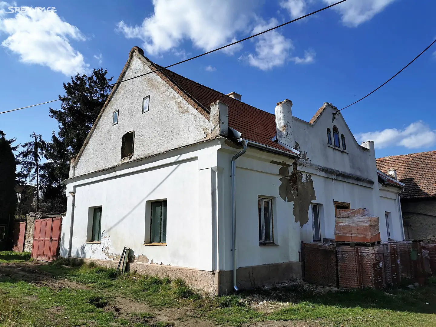 Prodej  rodinného domu 220 m², pozemek 427 m², Břežany I - Chocenice, okres Kolín