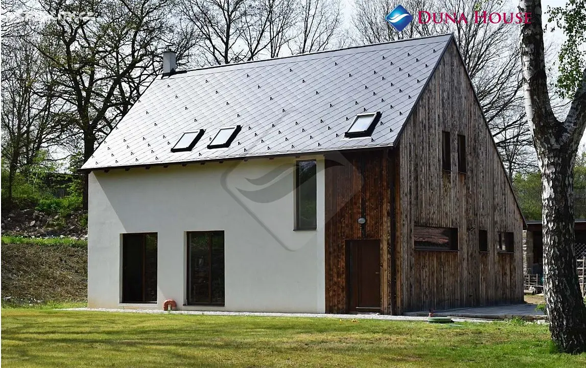 Prodej  rodinného domu 200 m², pozemek 2 890 m², Lešany, okres Benešov