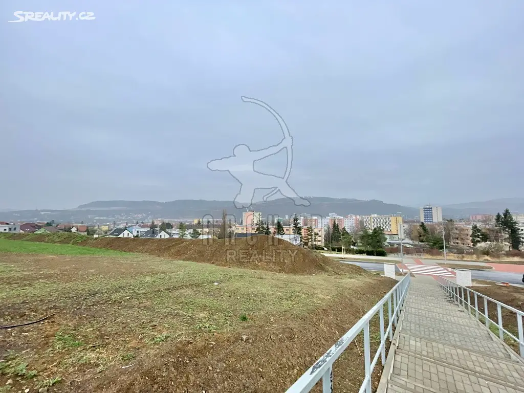 Prodej  stavebního pozemku 1 241 m², Beroun - Beroun-Centrum, okres Beroun