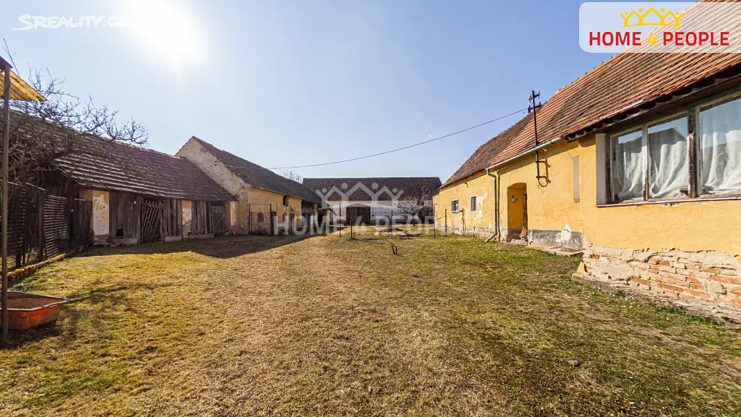 Prodej  zemědělské usedlosti 148 m², pozemek 2 803 m², Dívčice - Novosedly, okres České Budějovice