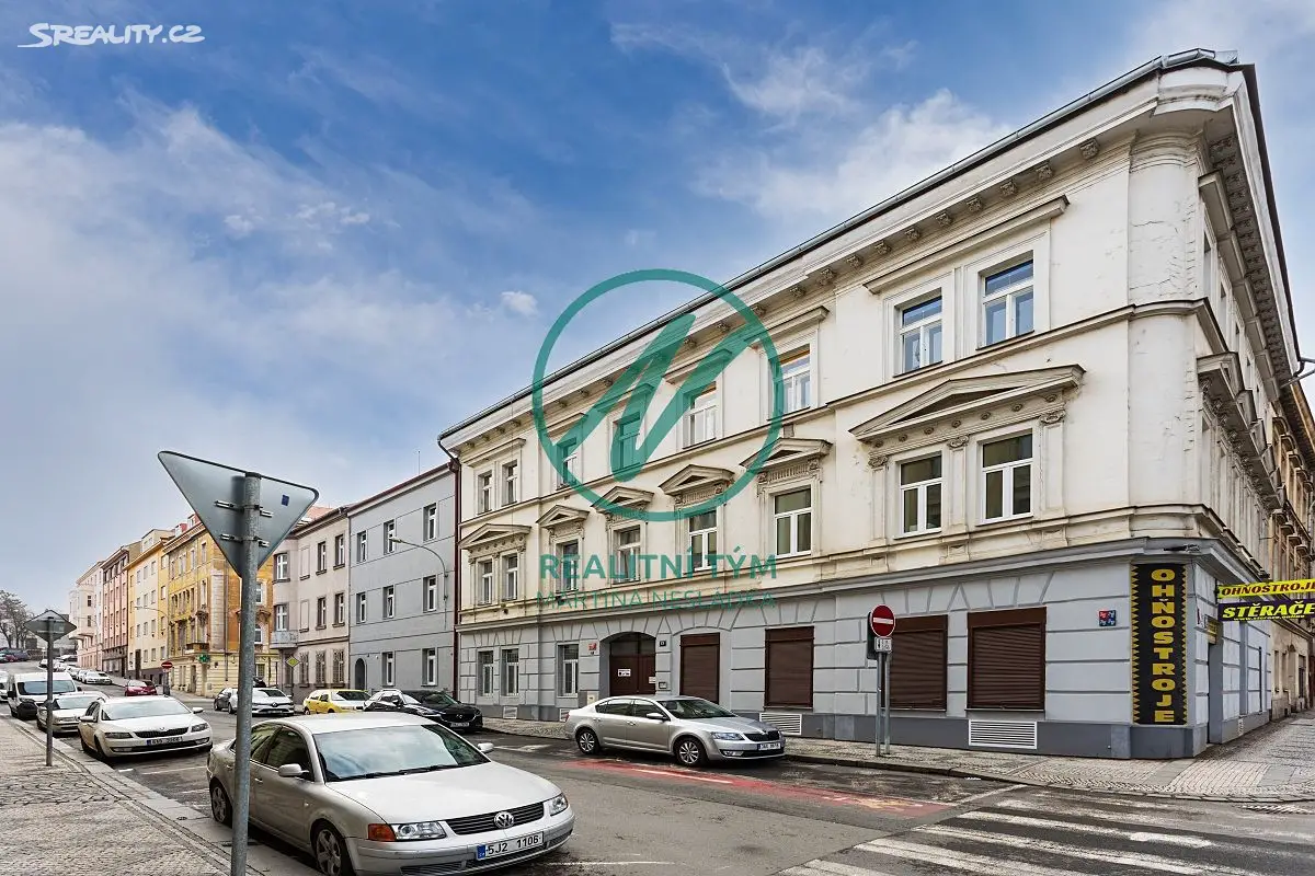 Prodej bytu 2+1 44 m², Ke Koulce, Praha 5 - Smíchov