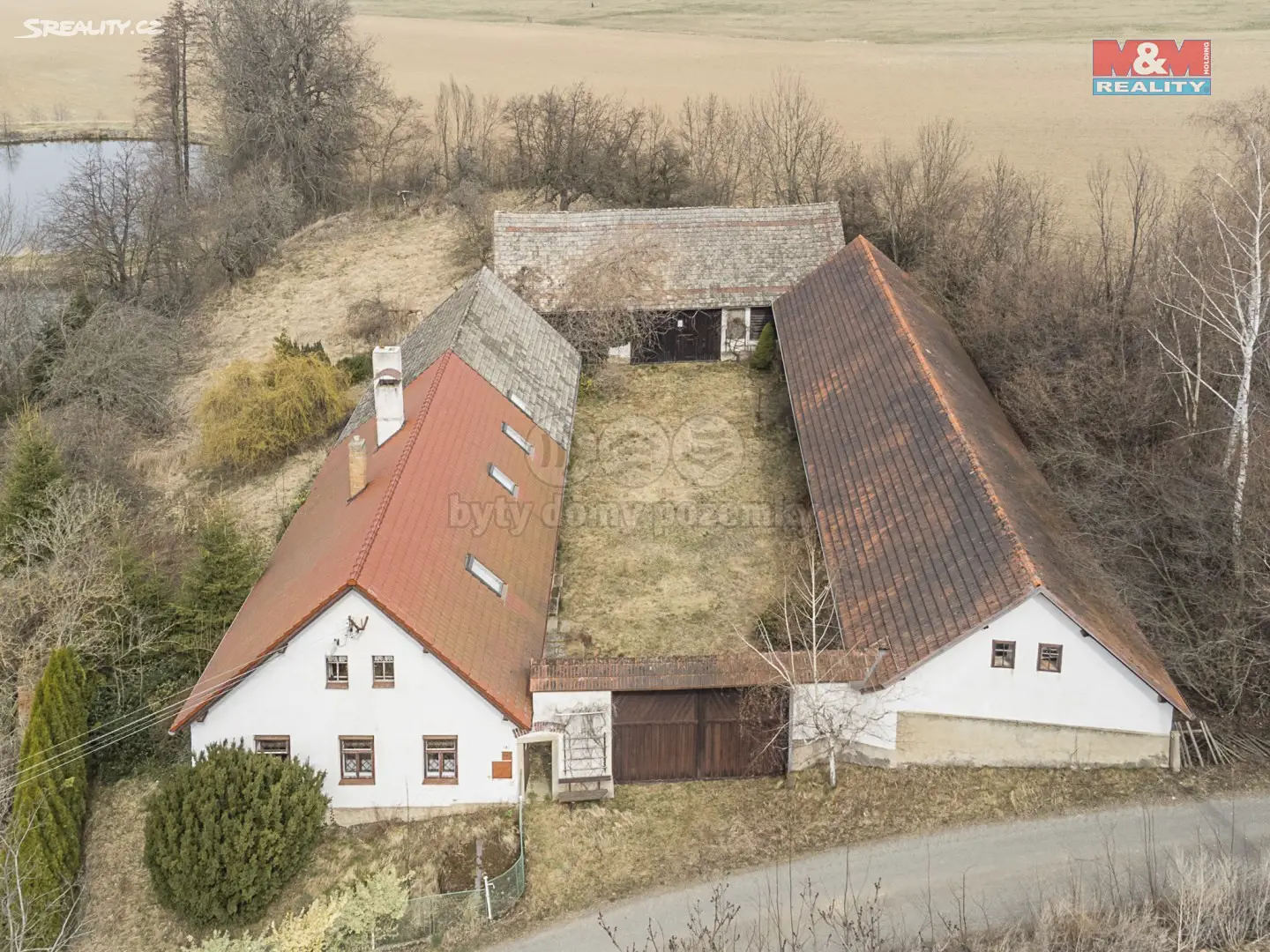 Prodej  chalupy 188 m², pozemek 4 343 m², Čechtice - Růžkovy Lhotice, okres Benešov