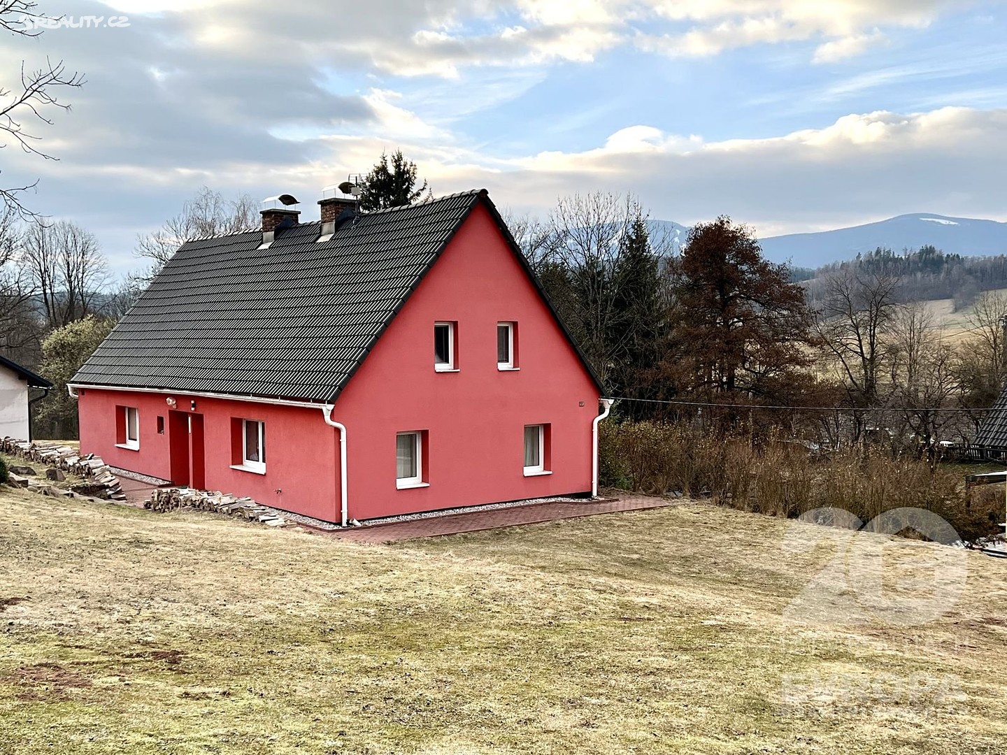 Prodej  chaty 176 m², pozemek 1 225 m², Mladé Buky - Hertvíkovice, okres Trutnov
