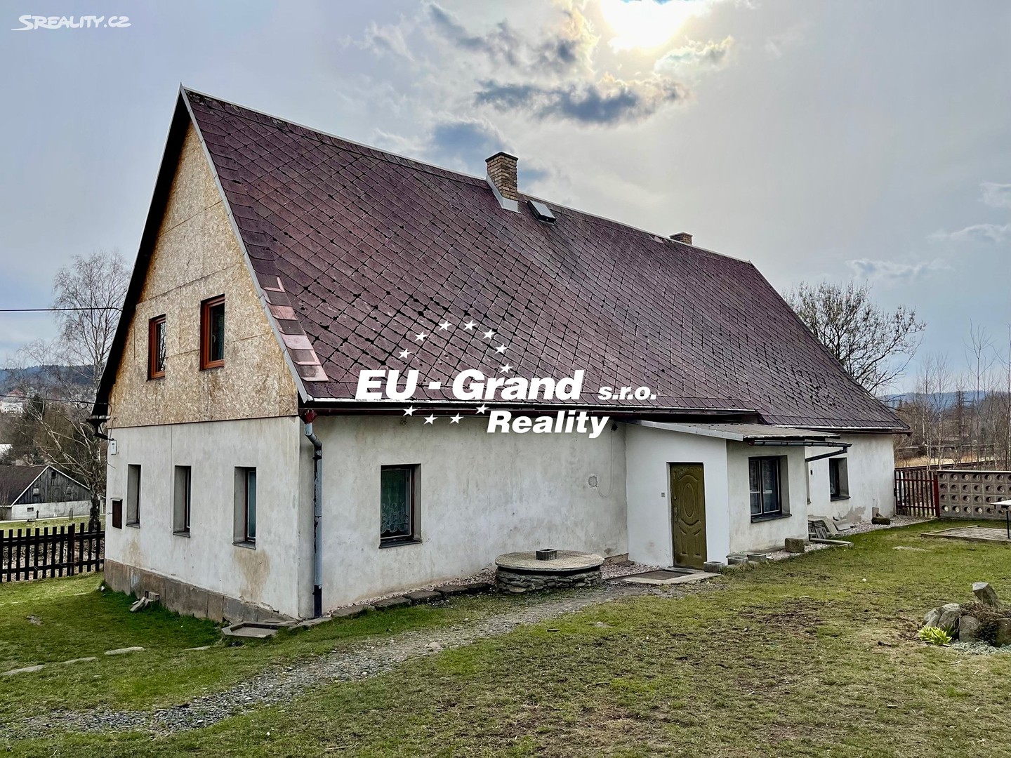 Prodej  rodinného domu 290 m², pozemek 1 302 m², Dolní Podluží, okres Děčín