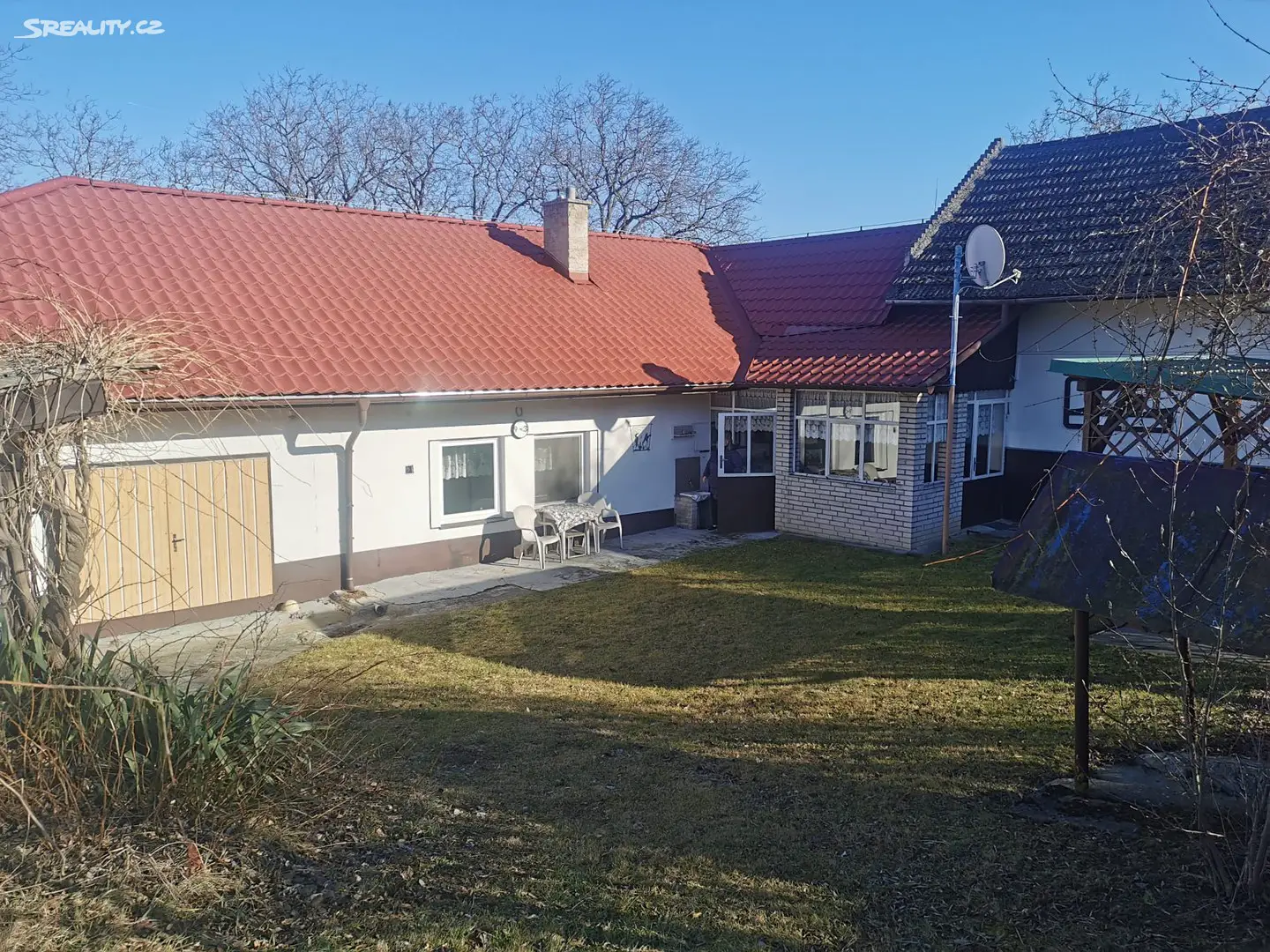 Prodej  rodinného domu 577 m², pozemek 632 m², Roštín, okres Kroměříž