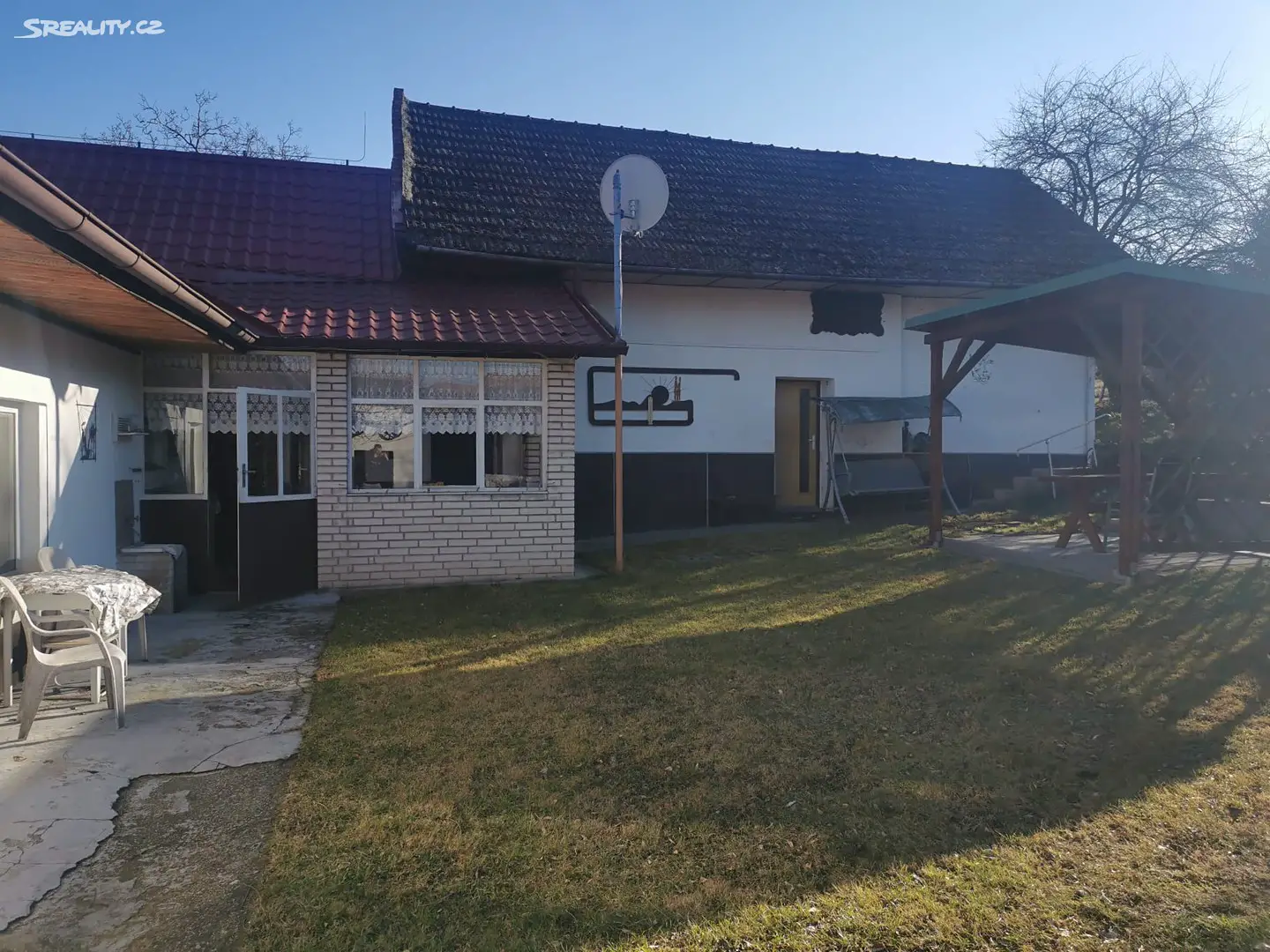Prodej  rodinného domu 577 m², pozemek 632 m², Roštín, okres Kroměříž