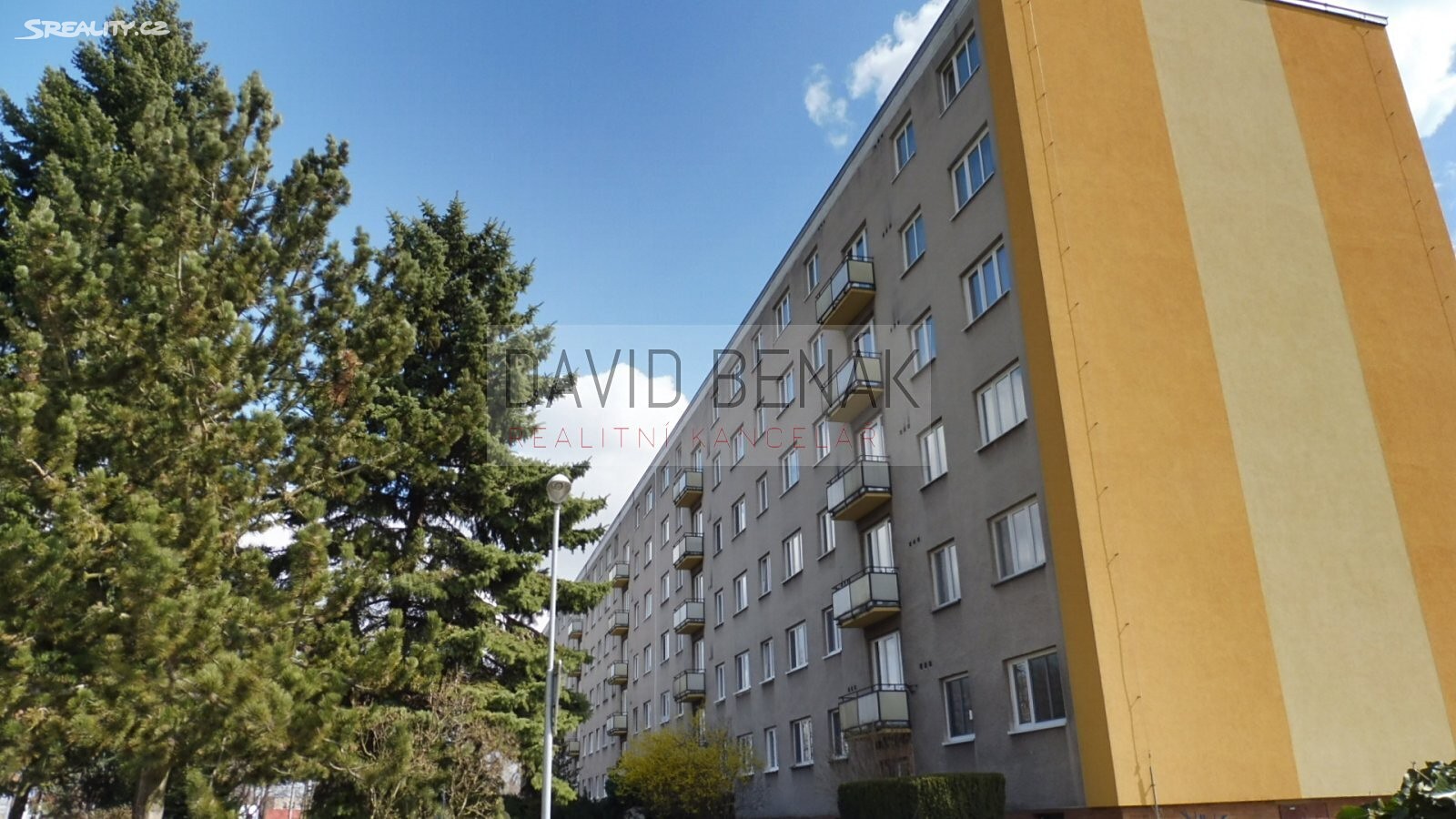 Pronájem bytu 2+1 56 m², třída SNP, Hradec Králové - Slezské Předměstí