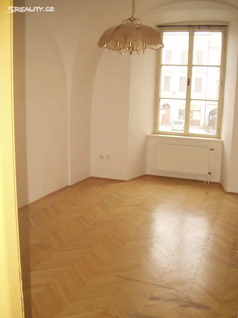 Pronájem bytu 2+1 76 m², Bartolomějská, Pardubice - Pardubice-Staré Město