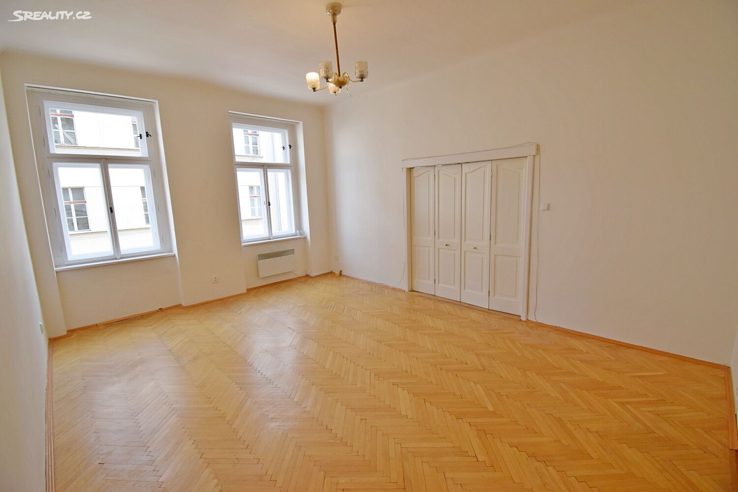 Pronájem bytu 2+1 81 m², Římská, Praha 2 - Vinohrady