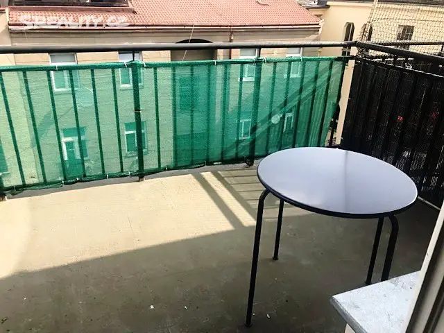 Pronájem bytu 2+kk 75 m² (Podkrovní), Pecháčkova, Praha - Smíchov