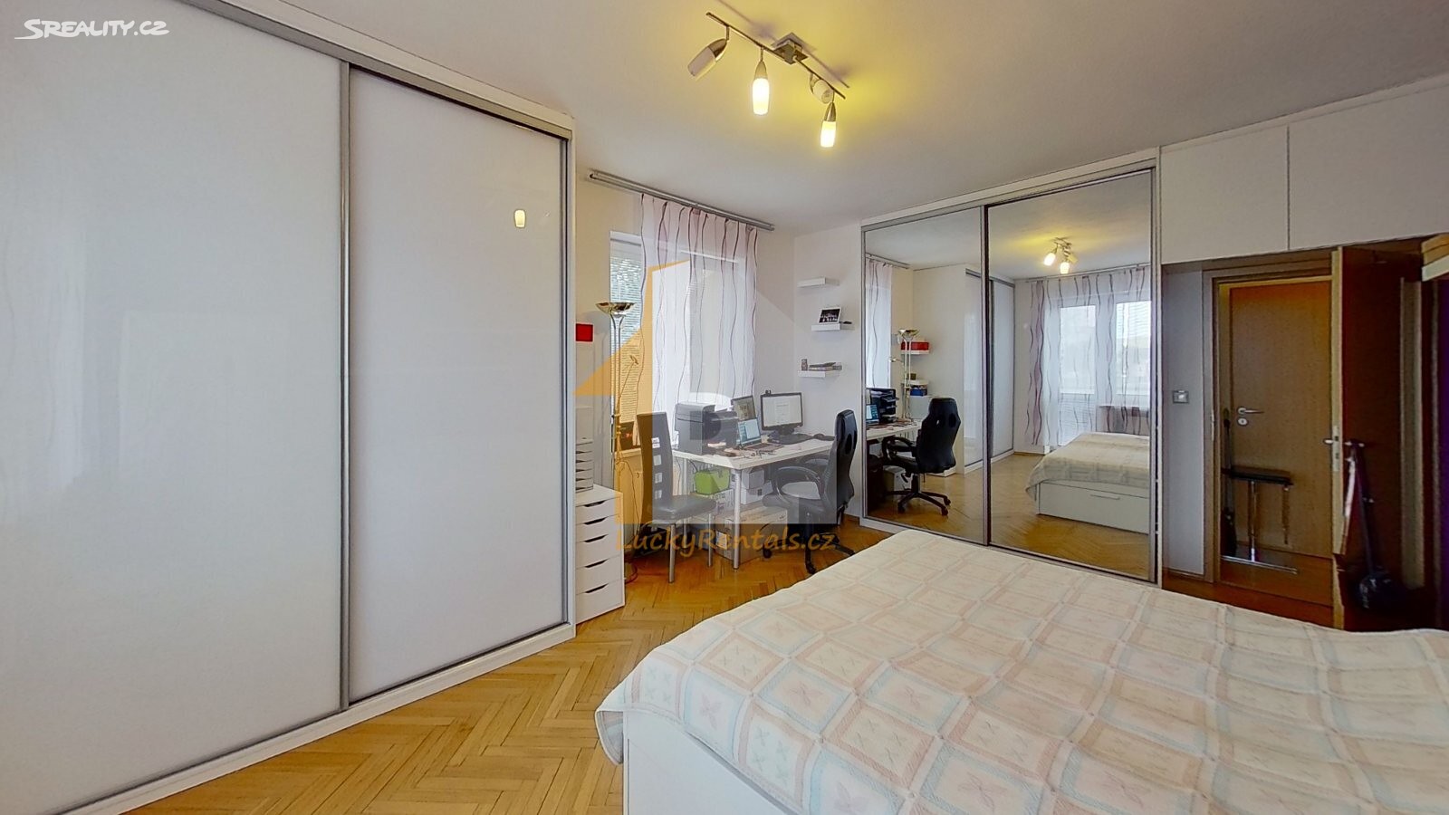 Pronájem bytu 2+kk 58 m², Spojovací, Praha 3 - Žižkov