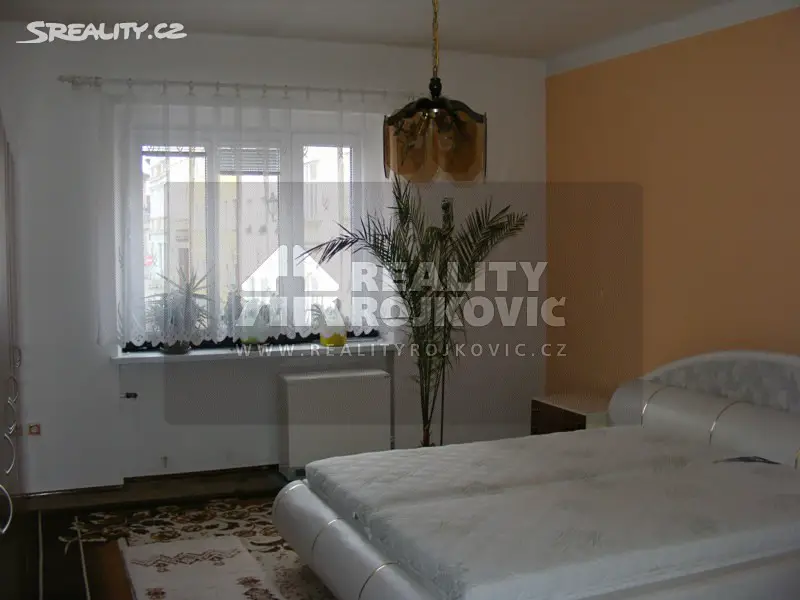 Prodej bytu 2+1 75 m², Stanislava Opočenského, Broumov