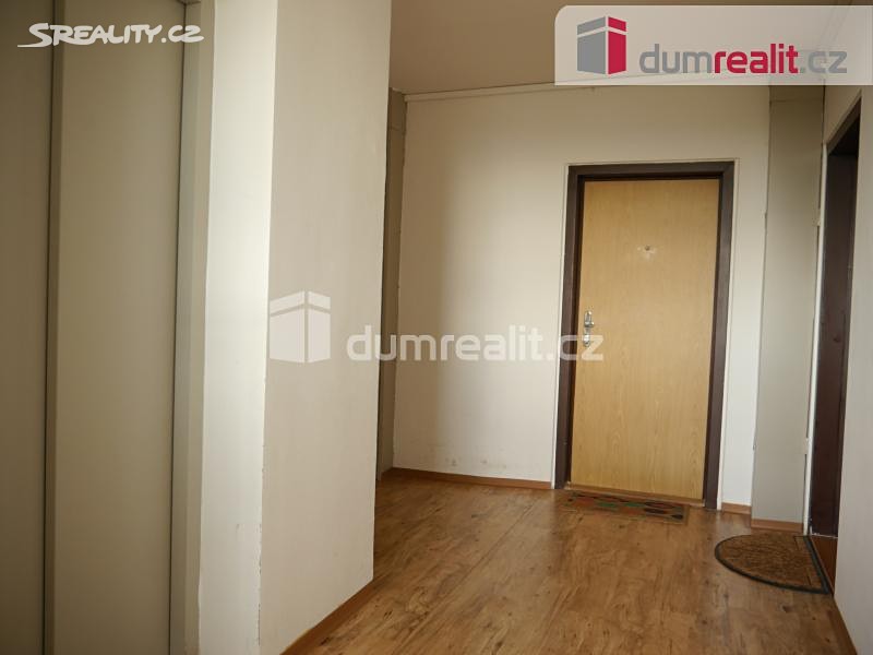 Pronájem bytu 2+kk 42 m², Růženínská, Praha 4 - Kamýk