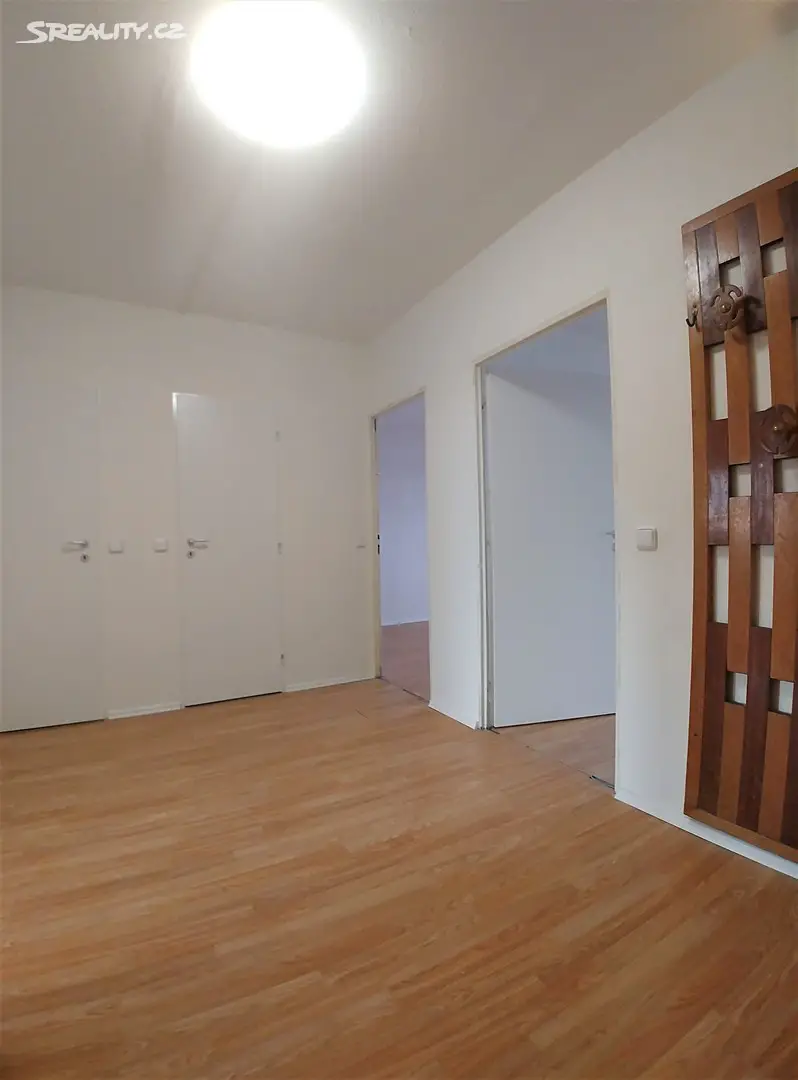 Pronájem bytu 3+1 75 m², Za Parkem, Dobřichovice