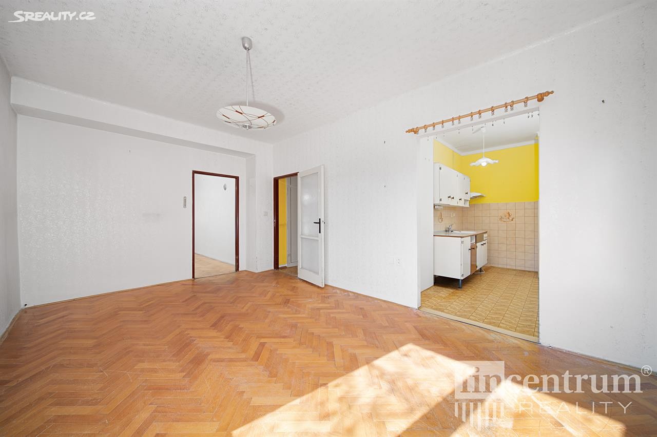 Prodej bytu 2+1 55 m², nám. Gen. Swierczewského, Mělník