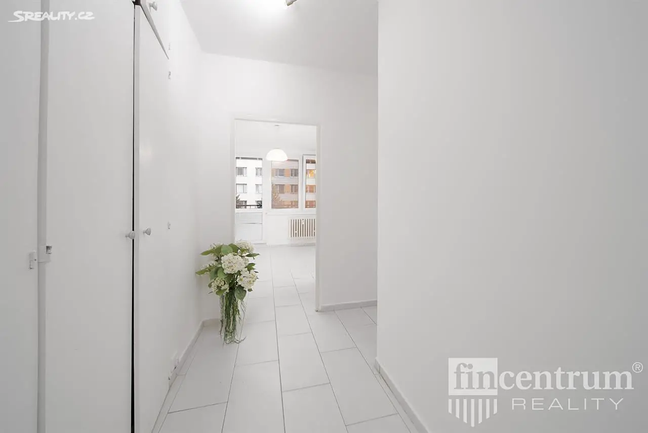 Prodej bytu 2+kk 40 m², Golfová, Praha 10 - Hostivař