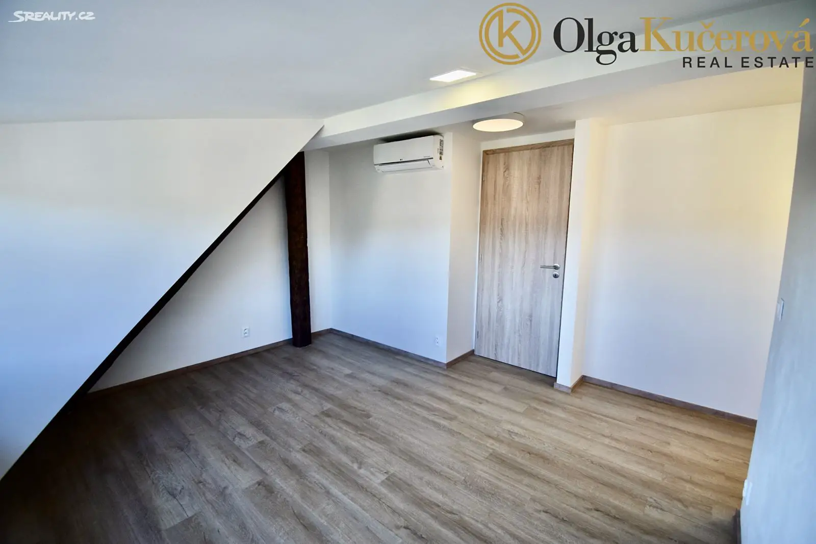 Prodej bytu 3+kk 64 m² (Mezonet), Královka, Brno - Řečkovice