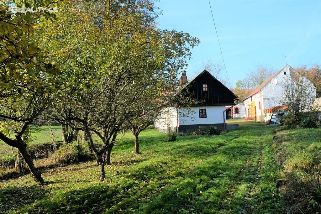 Prodej  chalupy 100 m², pozemek 2 395 m², Buš, okres Praha-západ