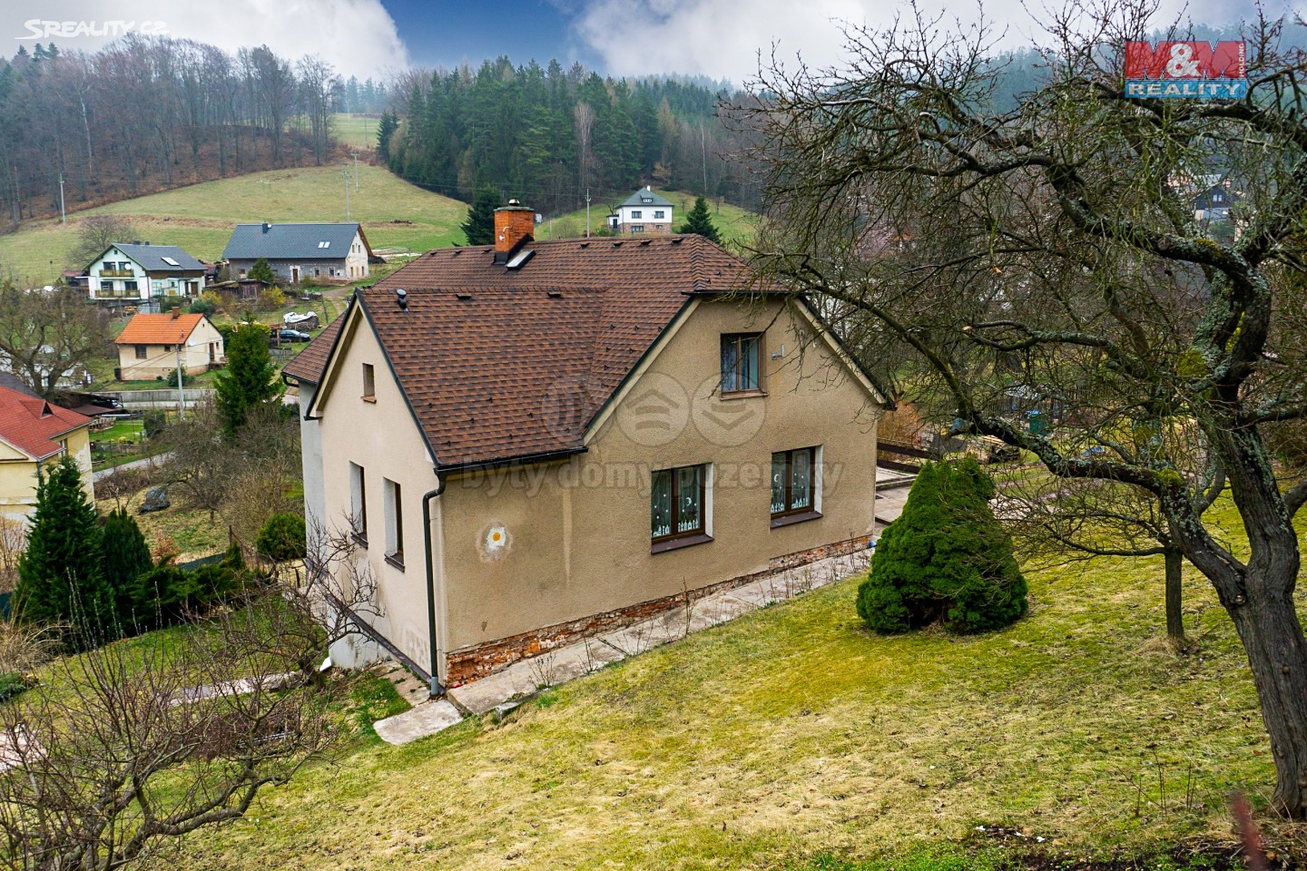 Prodej  rodinného domu 300 m², pozemek 692 m², 9. května, Malé Svatoňovice
