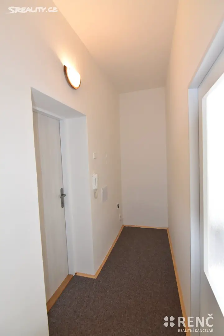 Pronájem bytu 1+1 37 m², Královopolská, Brno - Žabovřesky