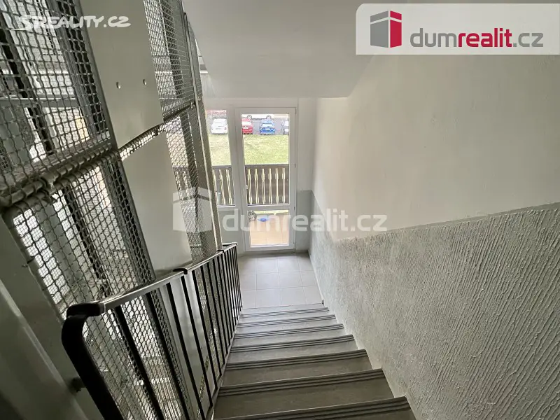Pronájem bytu 1+1 36 m², Švestková, Ústí nad Labem - Severní Terasa