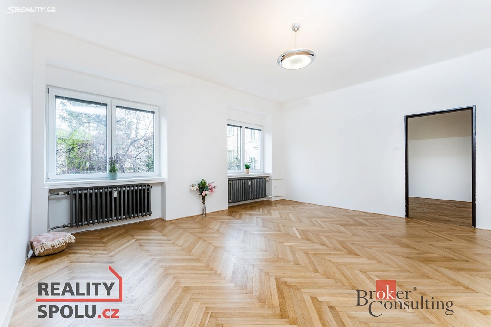 Pronájem bytu 2+1 67 m², Kobyliské náměstí, Praha 8 - Kobylisy