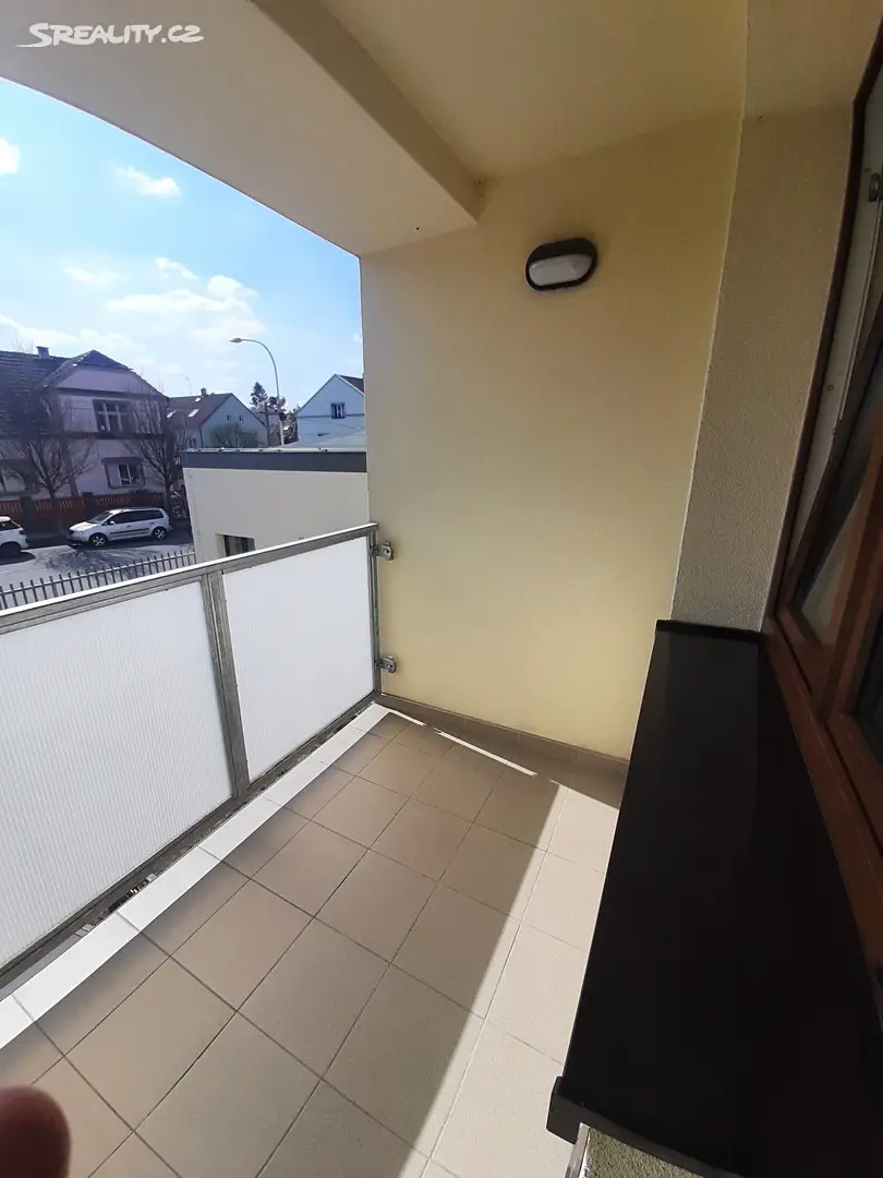 Pronájem bytu 2+kk 50 m², Letecká, Libčice nad Vltavou