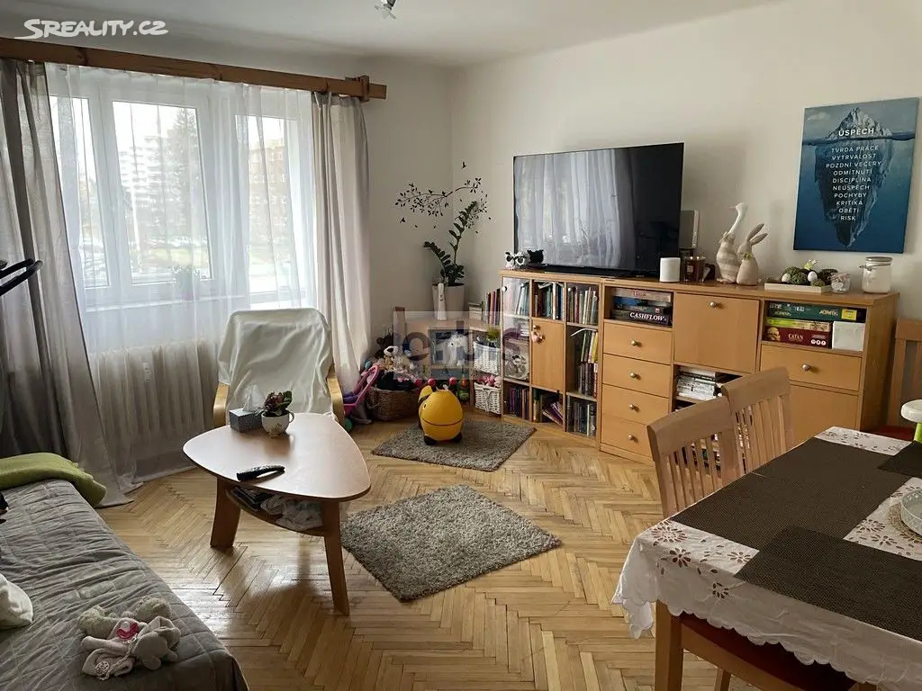 Prodej bytu 3+1 60 m², Herbenova, Kladno - Kročehlavy
