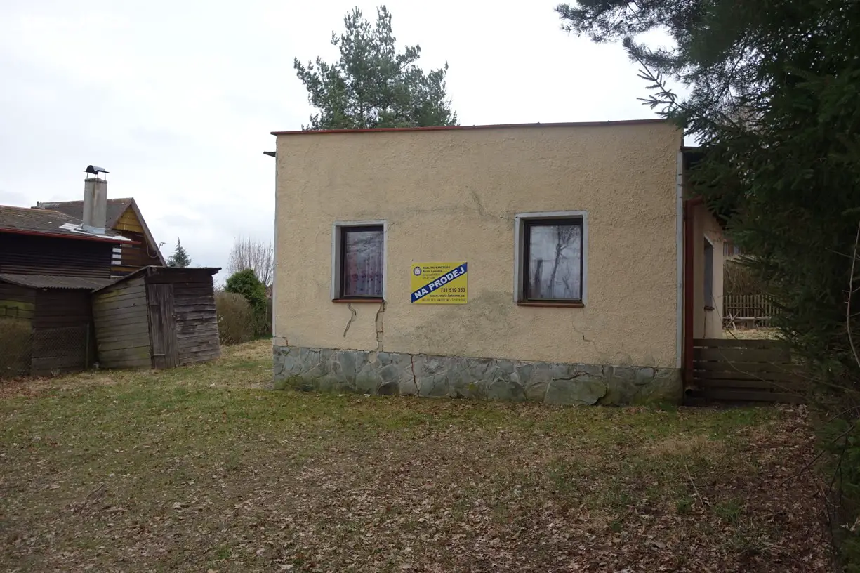 Prodej  chaty 40 m², pozemek 373 m², Cheb - Dřenice, okres Cheb
