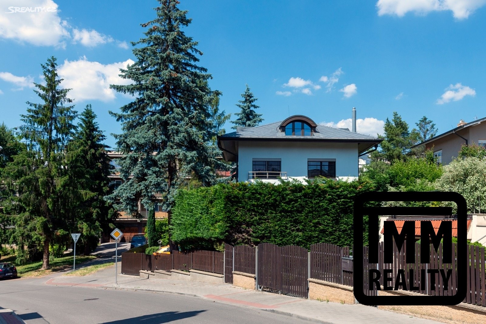 Prodej  rodinného domu 255 m², pozemek 422 m², Brno - Brno-Žabovřesky, okres Brno-město