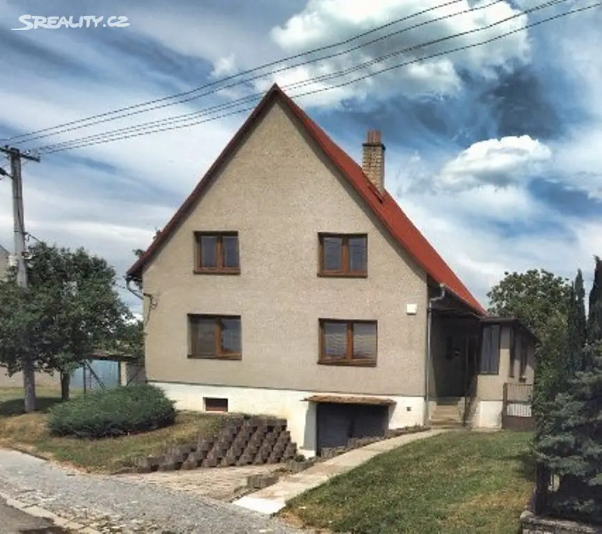 Prodej  rodinného domu 270 m², pozemek 993 m², Tečovice, okres Zlín