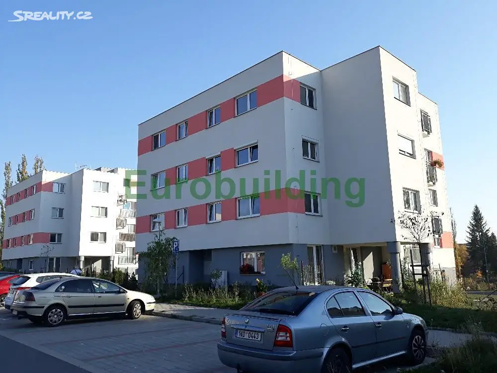 Pronájem bytu 3+kk 63 m², Armádní, Milovice - Mladá