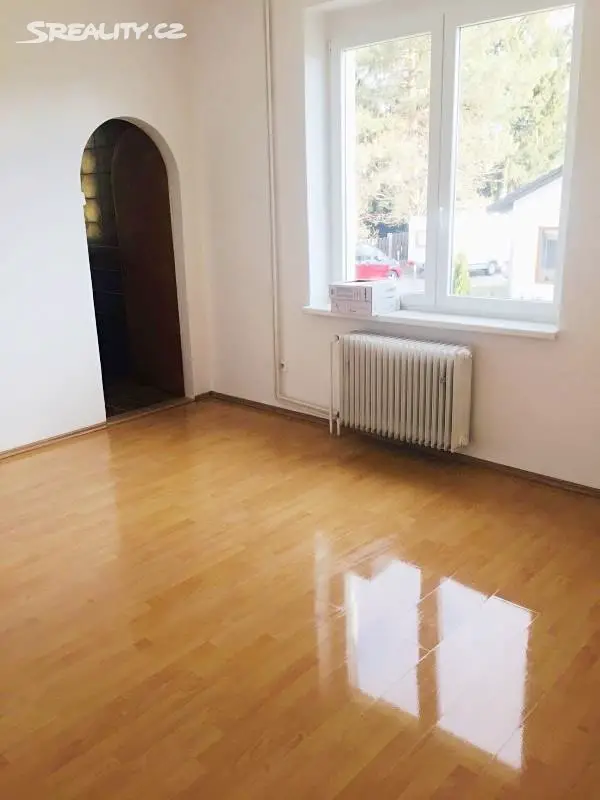 Pronájem bytu 4+1 130 m², Masarykova, Rudná