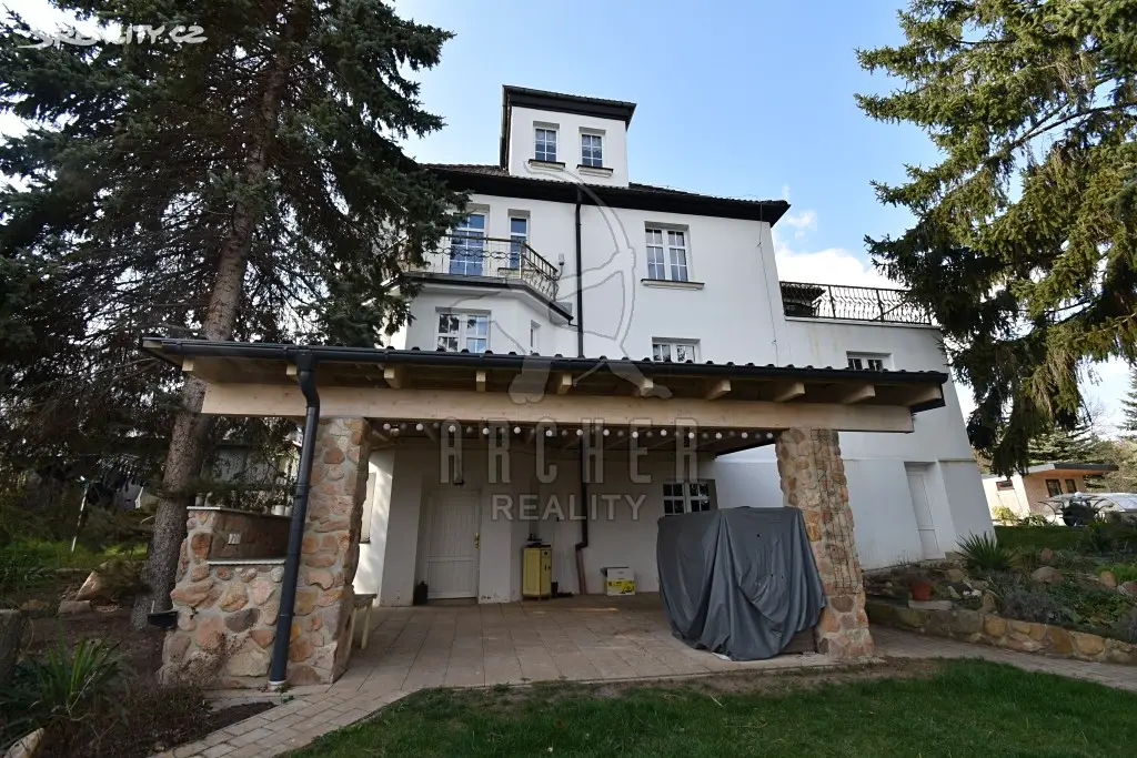 Prodej  rodinného domu 300 m², pozemek 1 926 m², Na Hampuši, Košťany - Střelná