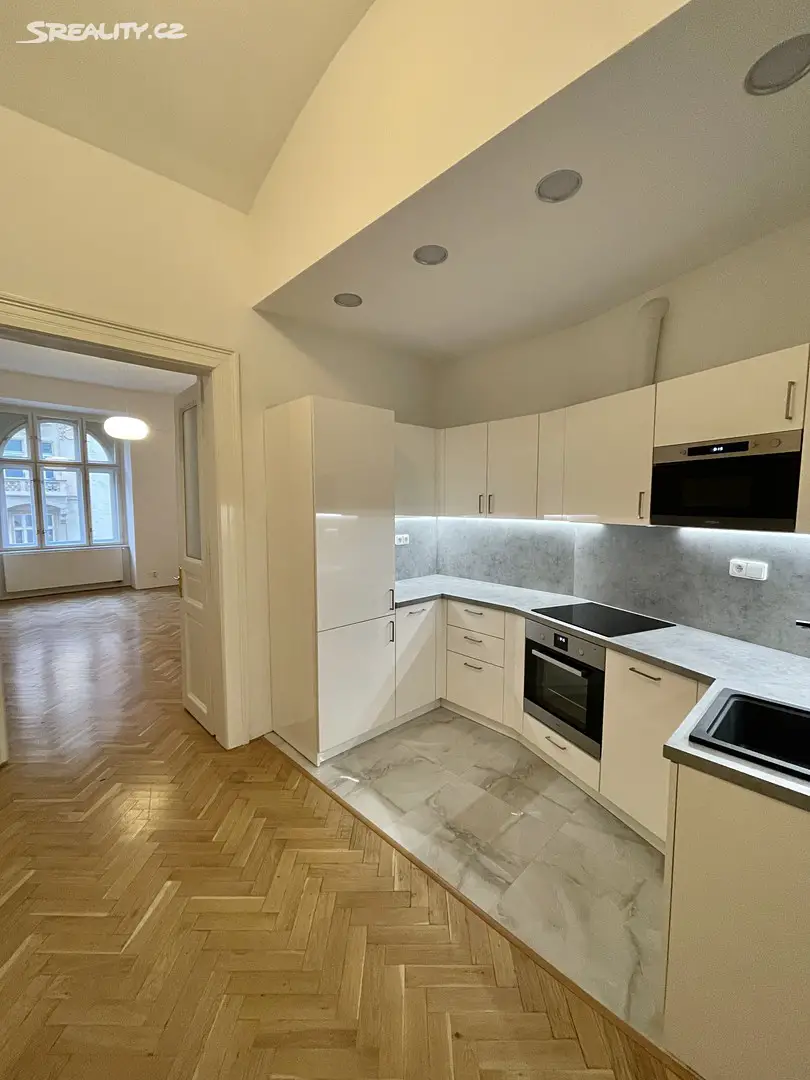 Pronájem bytu 2+1 68 m², Na Švihance, Praha 2 - Vinohrady